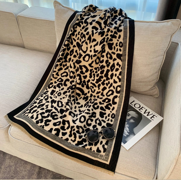 Leopard print pashmina