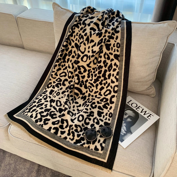 Leopard print pashmina