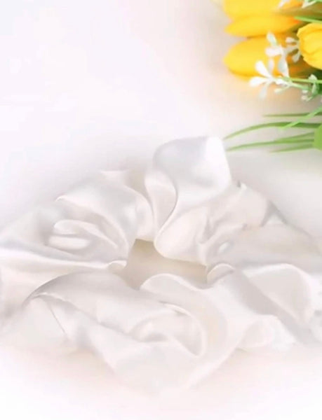Bridesmaid Proposal Scrunchies - White