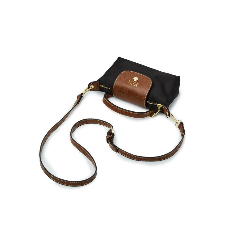 La Petite Pouch with Handle - Black