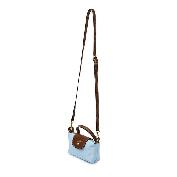 La Petite Pouch with Handle - Baby Blue