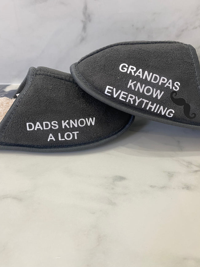 Charcoal Grey Men's Father's Day slippers - Dad knows a lot Grandpas know everything